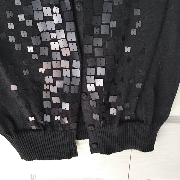 Vintage Liz Claiborne Black Cardigan With Silver Square sequence PL - Picture 4 of 10